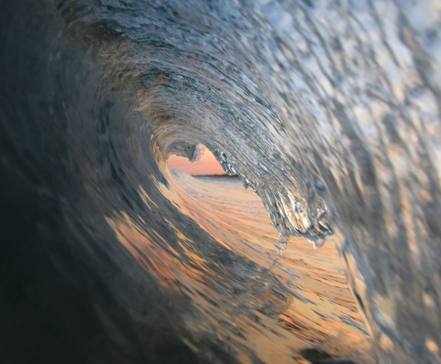 Beautiful empty wave shot by Erik Schwab.